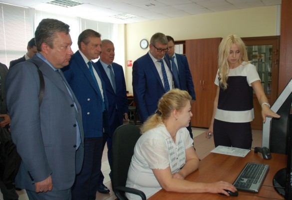 ​Геннадий Зюганов направит запросы в Генпрокуратуру и ФСБ о необходимости проверки Алексея Коробова