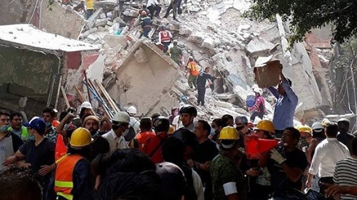 Число жертв землетрясения в Мексике увеличилось до 369