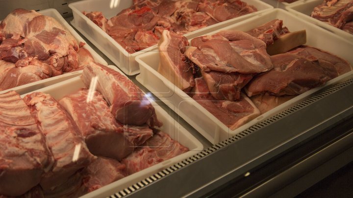 Почему выросли цены на свинину