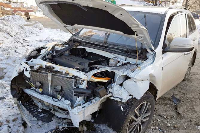ДТП 15 февраля 2018 года разбитая машина