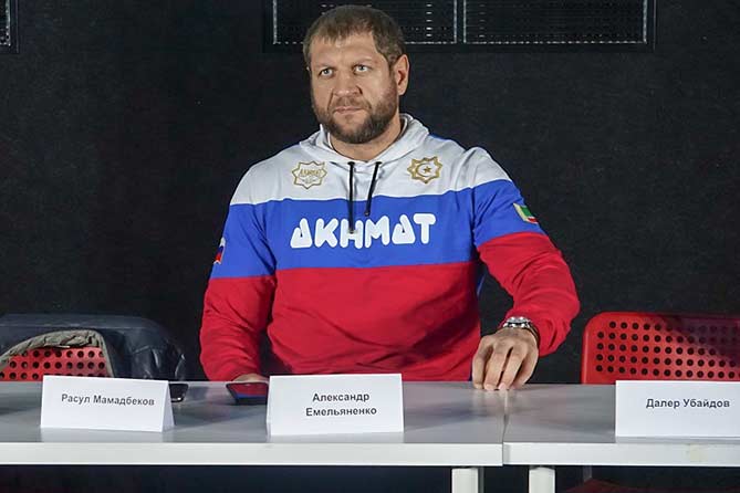 Российский боец смешанного стиля Александр Емельяненко: «Я готов побеждать!»