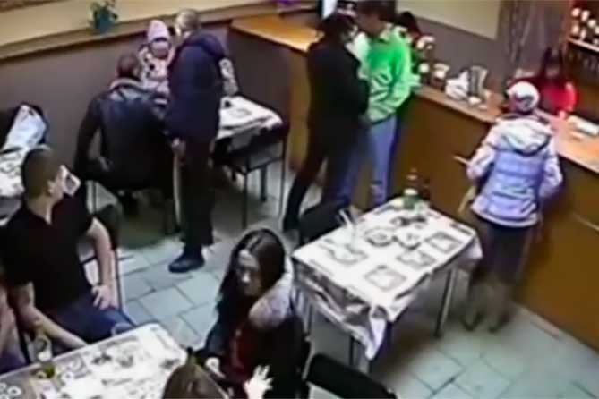 Невероятное ограбление кафе в Тольятти
