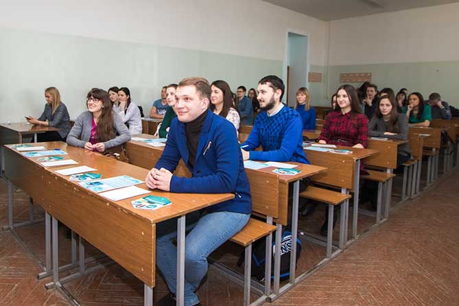 Студентов пригласили на стажировку в «СИБУР Тольятти»
