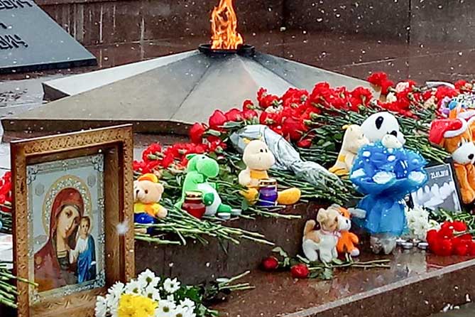 траур по погибшим в Кемерово Площадь Свободы