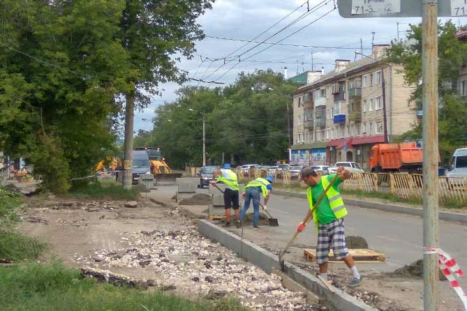 Ход проведения ремонта дороги на улице Горького