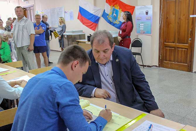 Сергей Анташев проголосовал на выборах 9 сентября 2018 года