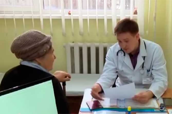 Средняя зарплата врача — 73 950 рублей, учителя — 42 220 рублей