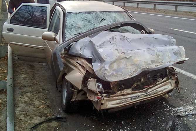 Водитель автомобиля от полученных травм скончался на месте ДТП: 21-10-2018