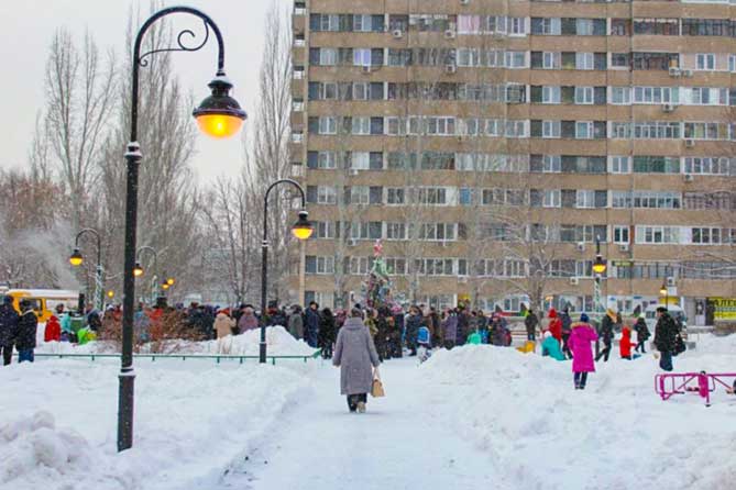 Открытие сквера на бульваре Гая в Автозаводском районе Тольятти