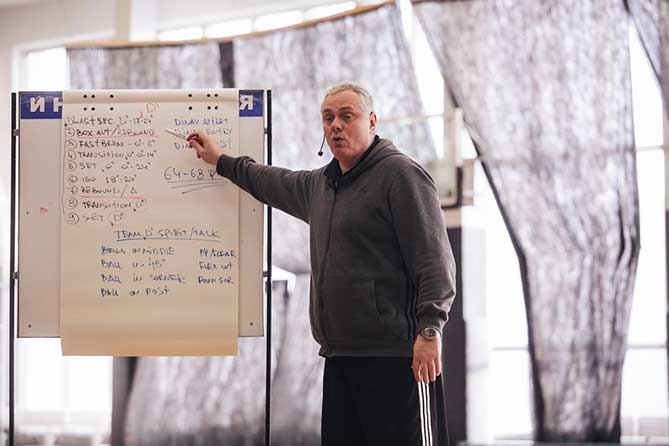 В Тольятти прошел образовательный семинар от ведущих российских тренеров по баскетболу