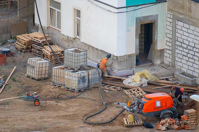 Реновация в Тольятти: Жители вряд ли захотят переезжать из старых домов