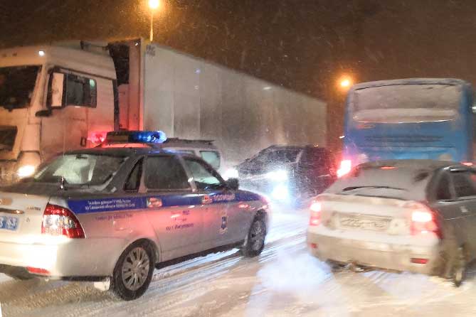 Ограничение на проезд грузового транспорта по М-5 под Тольятти продлено до 25 января 2019 года