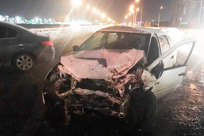 В ДТП на Обводном шоссе 23 января 2019 года пострадали три человека