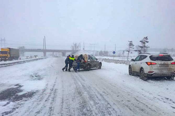 Утром 14 февраля 2019 года в Тольятти на Обводном шоссе произошло четыре ДТП
