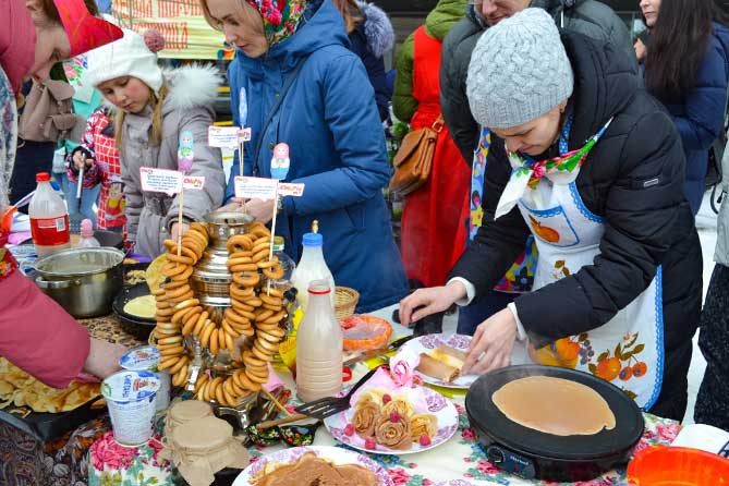В Тольятти Широкая Масленица 2019 объединила весь город