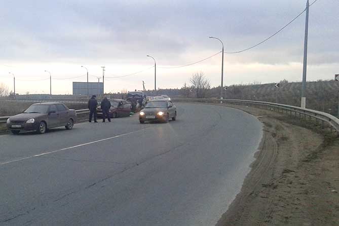 В Тольятти 8 апреля 2019 года водитель автомобиля скончался на месте ДТП