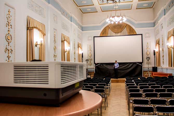 Виртуальный концертный зал в Тольятти будет показывать свои программы бесплатно