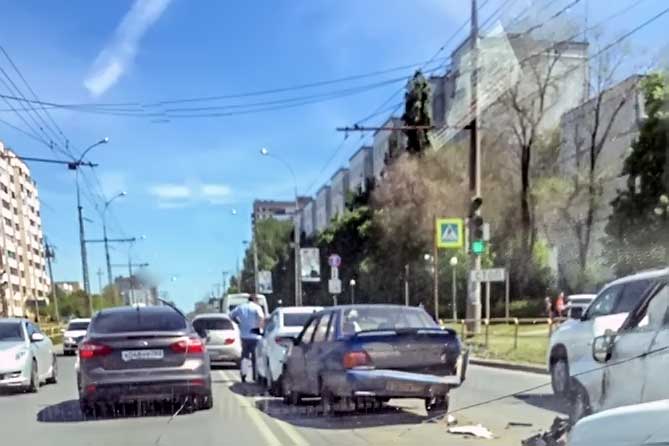 столкнулись 7 авто в тольятти