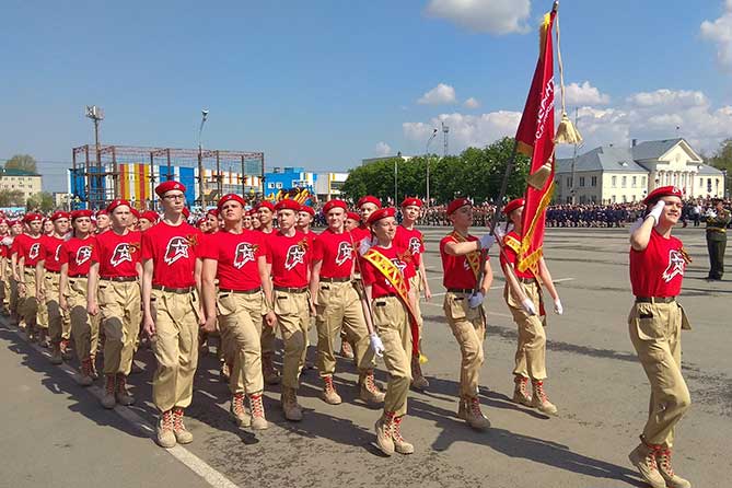 курсанты Юнармии на параде 09-05-2019