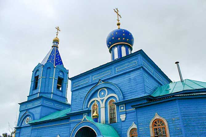 Свято-Троицкая церковь у источника в Ташле