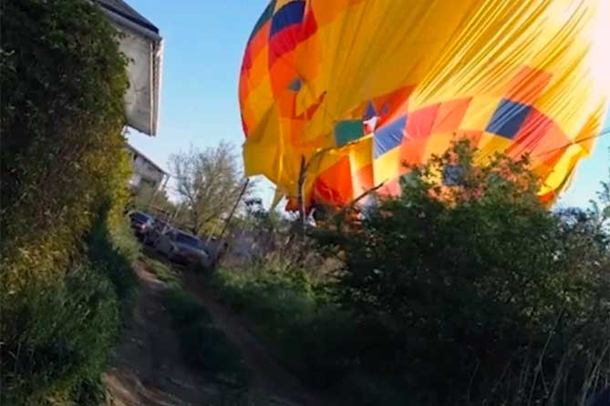 Унесло воздушный шар: В корзине оказалась девочка из Самарской области