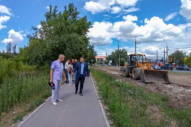 В Тольятти продолжается благоустройство буферной зоны вдоль улицы Родины
