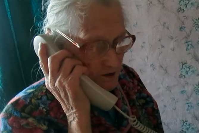 Бабушка не дождалась утром внука с телефоном