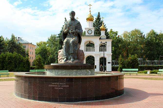 фонтан Николаю Угоднику на Центральной площади