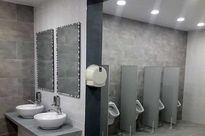 новый туалет в культурном центре тольятти